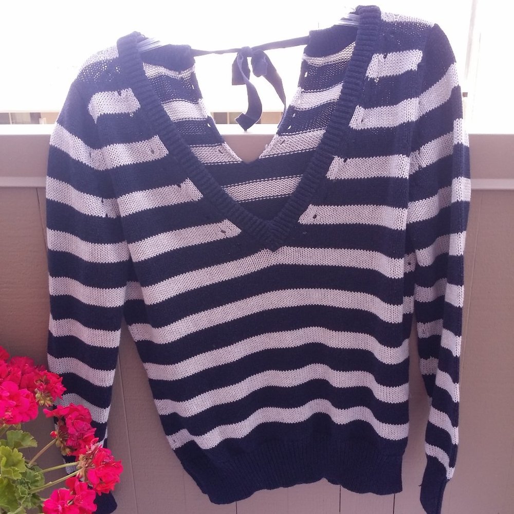 Temporarily unavailable: Beachy striped sweater